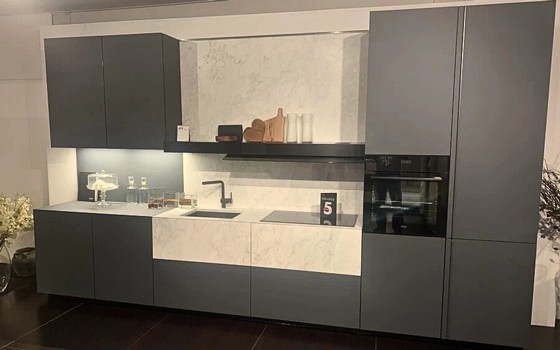 Cucina lineare Monolite Scic